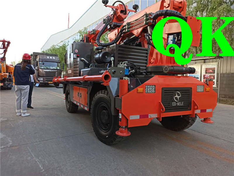 混凝土泵 青科重工 濕噴臺(tái)車