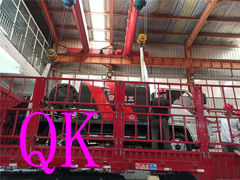 混凝土泵 青科重工 濕噴臺車