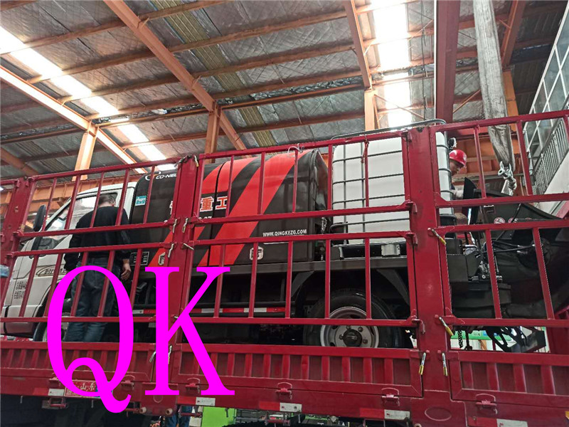 混凝土泵 青科重工 濕噴臺車 混凝土泵 青科重工 濕噴臺車