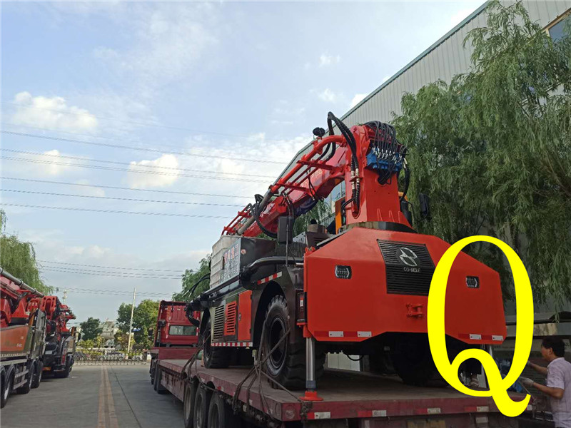混凝土泵 青科重工 濕噴臺(tái)車