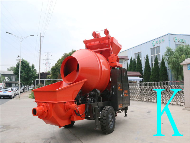 混凝土泵 青科重工 攪拌拖泵 混凝土泵 青科重工 攪拌拖泵